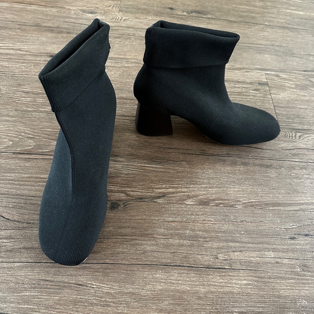 Celine Iconic Ankle Sock Boots (ca 2016) - new, soft ballerina knit - Picture 15 of 15